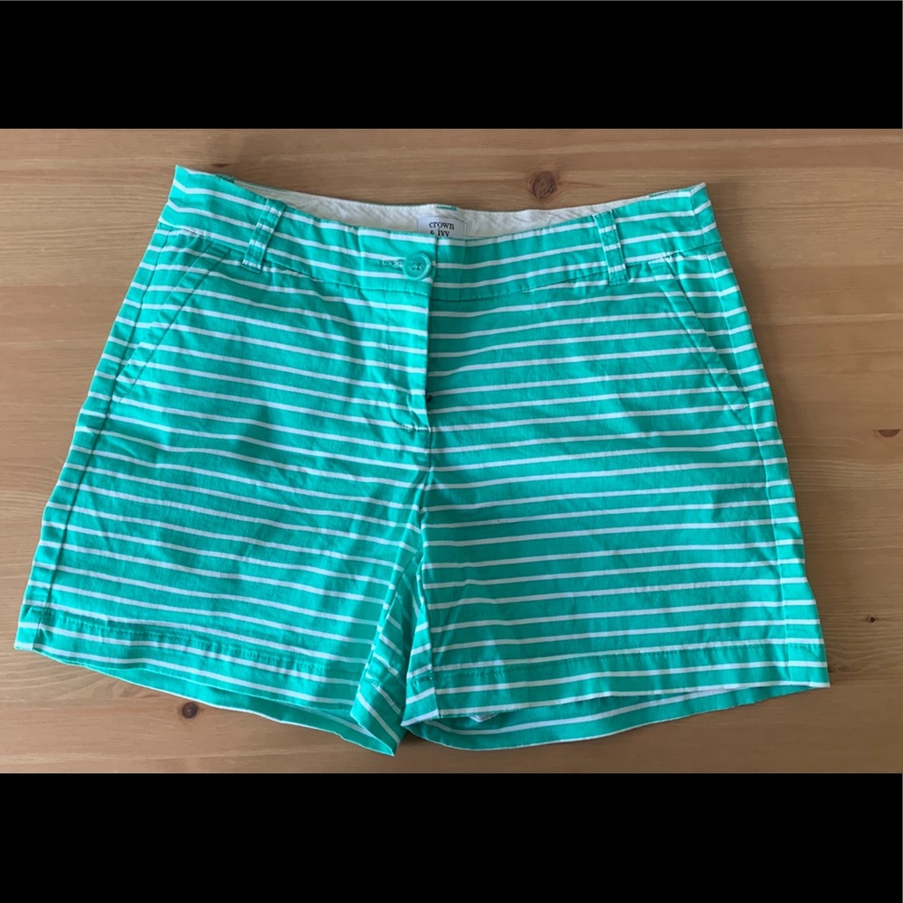 Crown and ivy shorts